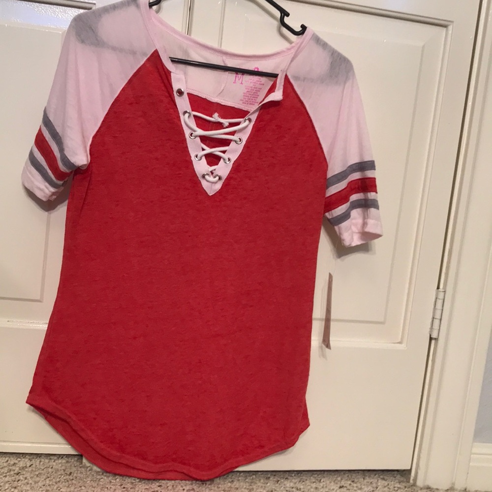 ⭐️NWT⭐️Super Cute Shirt!!
